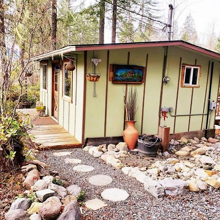 Mt Rainier Little Green Cabin On Big Creek! แอชฟอร์ด ภายนอก รูปภาพ